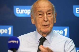 Valery-Giscard-d-Estaing-invite-d-Europe-1-a-l-occasion-de-l-anniversaire-du-10-mai-1981_scalewidth_630